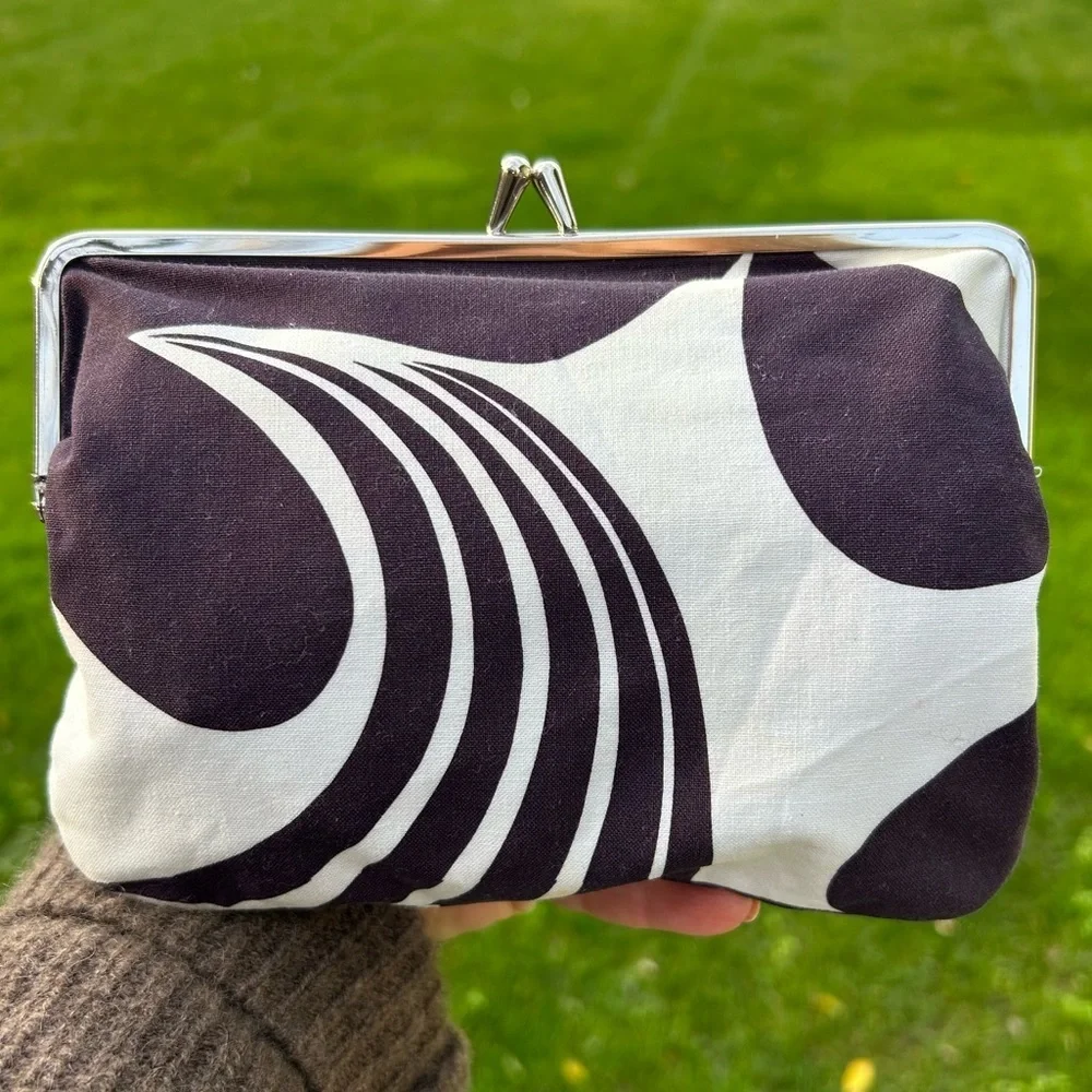 Marimekko Mini Unikko Coin Purse